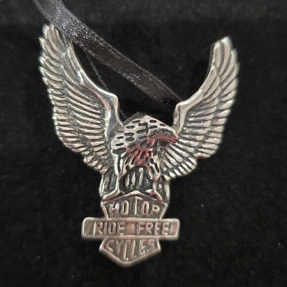 Ride Free Cycles Eagle Pendant Pewter - Picture 1 of 2